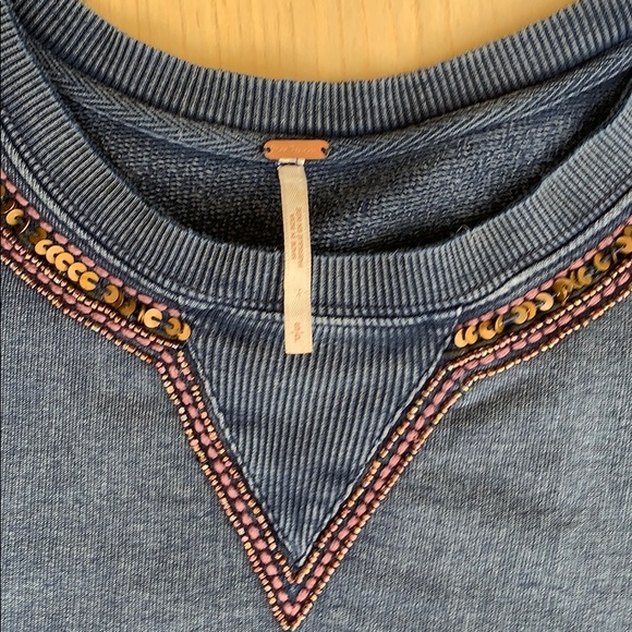 Free People embellished long sleeve / sweatshirt - Picture 3 of 4